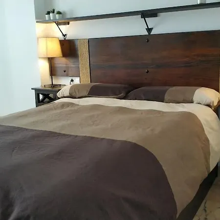 Chill Out Place For 4 In Pueblo Apartment